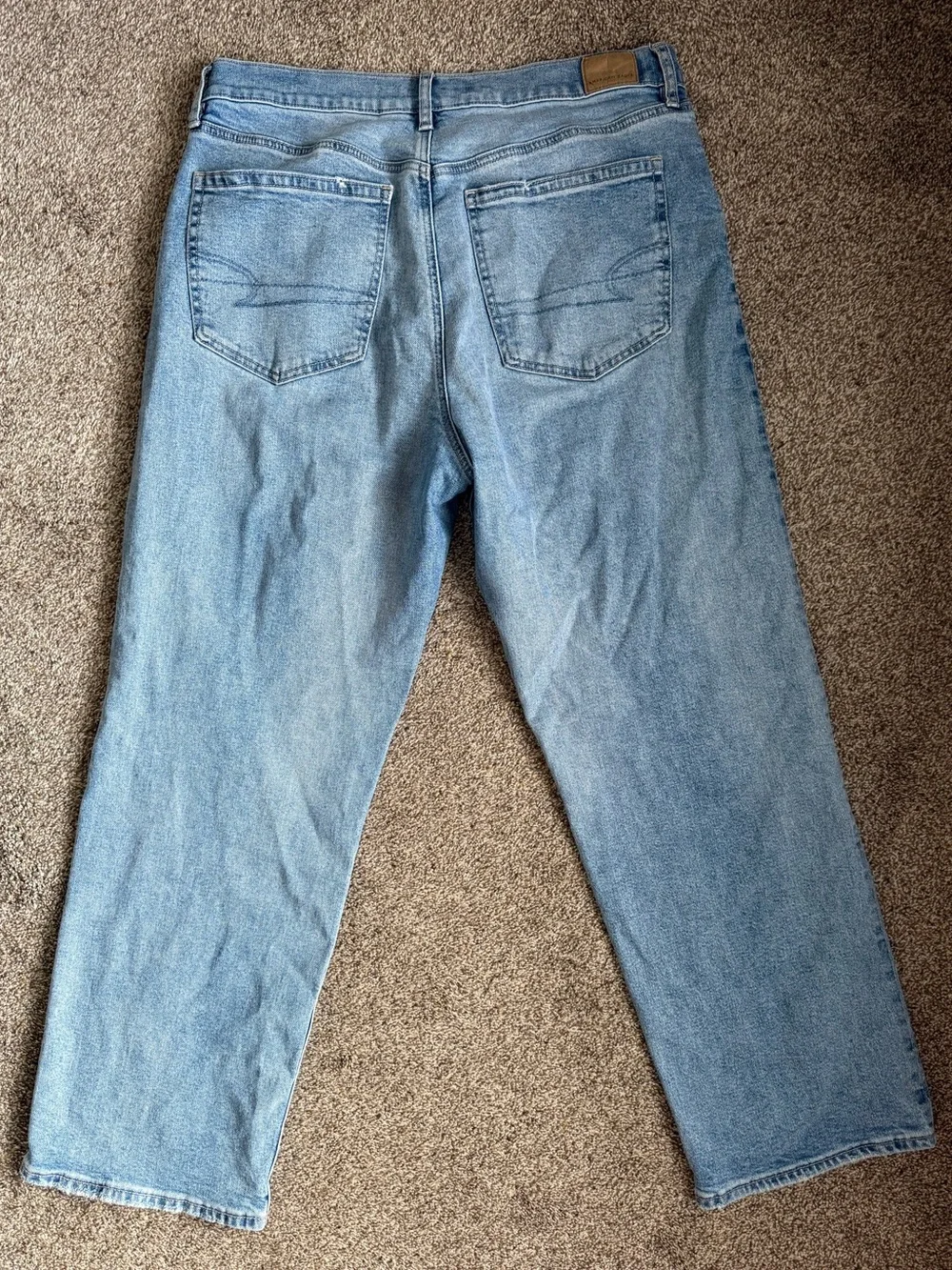 American Eagle Outfitters Women’s Light Blue Boyfriend Jeans
